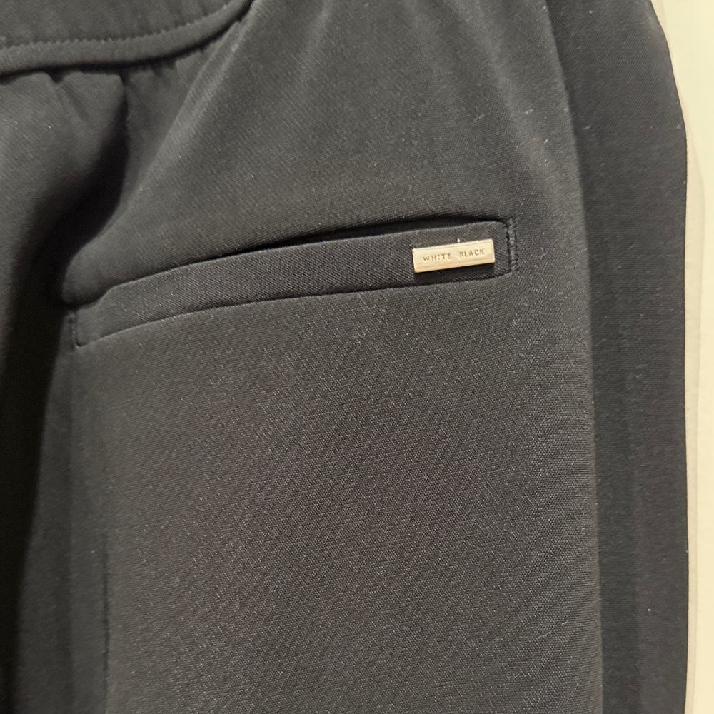 White House Black Market Women's Black Tailored Slim Pull on Pants